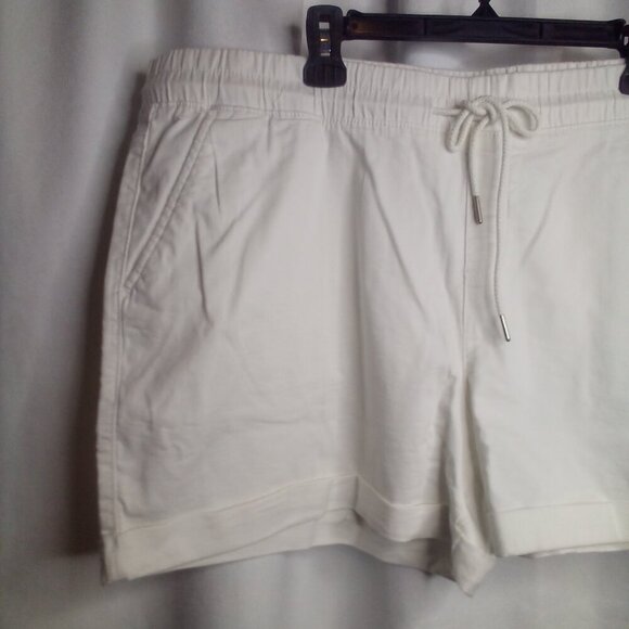 Time And Tru Shorts Women XXL 20 Relaxed Fit Cuff Hem White - Picture 12 of 15